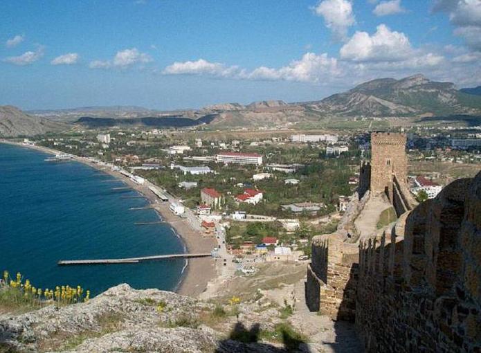 Lepää Crimeassa: edullinen, ruokaa ja mukavuutta