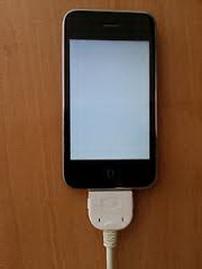iPhone 3G ja valkoinen kuvaruutu
